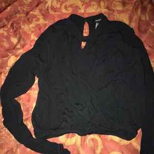 Black chocker crop top